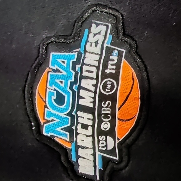 NCAA March Madness Polo Shirt with Embroidered Logo Size XL - Picture 3 of 5